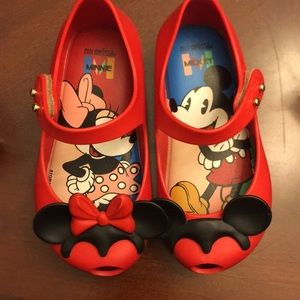 Mini Melissa Shoes - Mini Melissa Girls Mary Jane Toddler shoe Mini Melissa Shoes - Mini Melissa Girls Mary Jane Toddler shoe